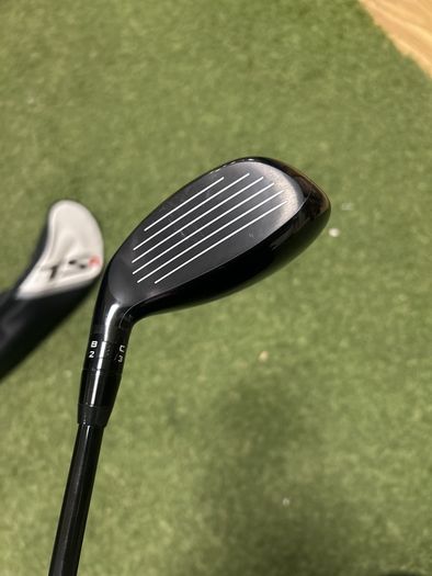 Titleist TSR 3 hybrid