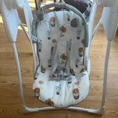 Baby swing