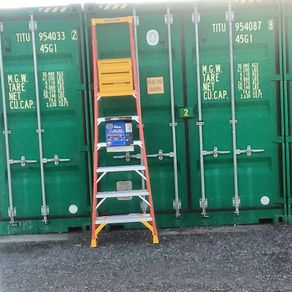 ladders werner podium 6 tread brand new