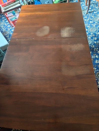 Solid wood extendable dining table and 6 chairs