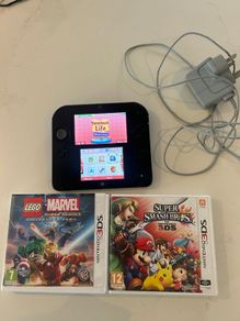 Nintendo 2DS Blue 2 games SD card