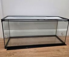 tank /vivarium