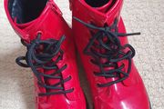 Ladies boots