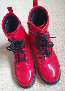 Ladies boots