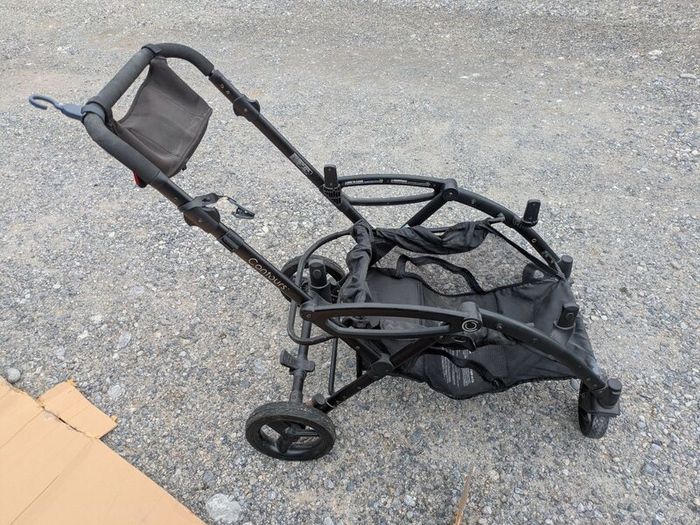 Double Baby buggy frame and seats