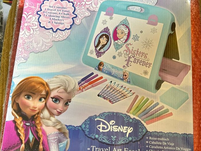 Disney Frozen Travel Art Easel New