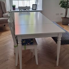 Kitchen table