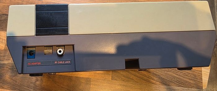 Nintendo NES Console Bundle | Fully Working | 2 Controllers, Zapper & 2 Games