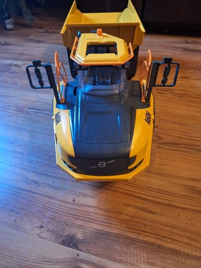 Volvo dump truck