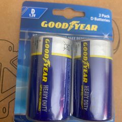 D 1.5 V Good Year D Battery