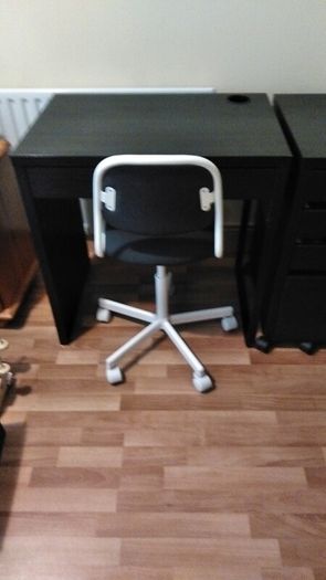 Study desk/Drawer unit/chair