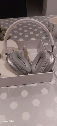 AirPods Max