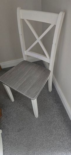 4 dining chairs