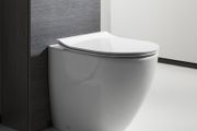 Clearance: Svelete Back to wall pan white