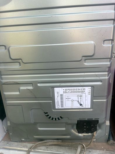 Oven