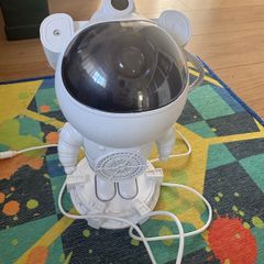 Astronaut projector