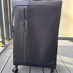 Large suitcase Samsonite Biz2Go Large Spinner Black. Like New.