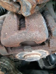 Audi a4 b8 left  Rear wheel bearing hub with brake caliper Diesel