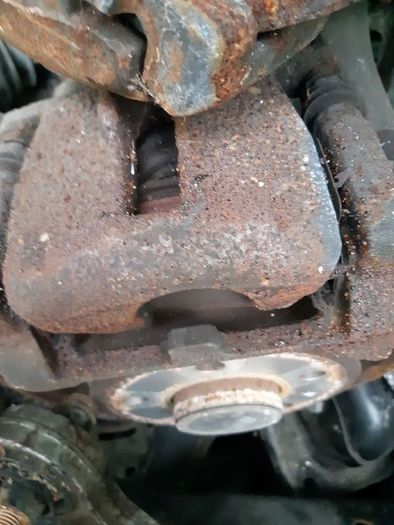 Audi a4 b8 left  Rear wheel bearing hub with brake caliper Diesel
