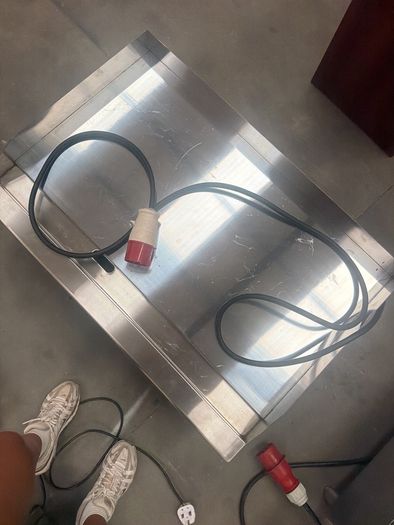 Flat top chrome griddle