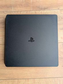 Playstation 4  PS4