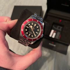 Tudor Black Bay 41 mm Burgundy LIKE NEW!!