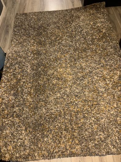 Large carpet