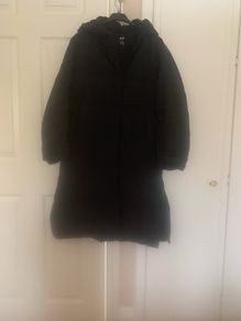 Uniqlo full-length black puffer coat (XS) Like new
