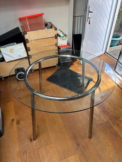 Round Glass Dining Table