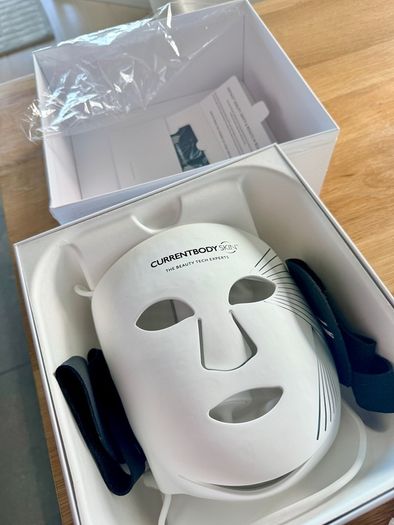LED face mask.  Series 2, current body