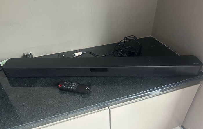 LG soundbar SN4