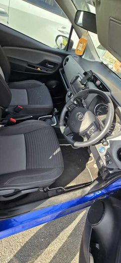 2017 Toyota Yaris Hybrid - Great Condition