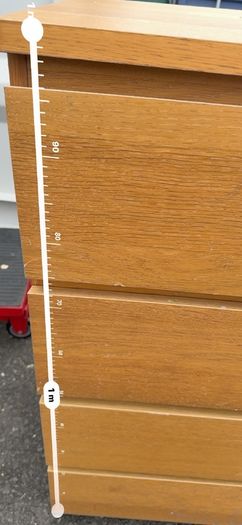 chest of drawers