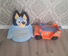 Bluey car + chair