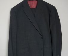 Suit (plus size)