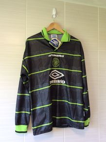 Celtic Jersey. Brand New With Tags. Official Umbro Mens Away Jersey Season 1998/1999. Long Sleeved. Original From The Time.