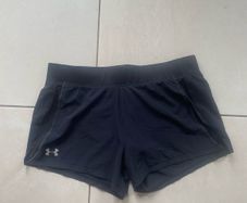 Under Armour shorts size L