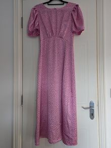 Gorgeous pink-black polka dot satin midi dress with cut out back from Quiz