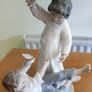 Nao By Lladro - 'Pillow Fight' Handmade Decorative Spanish Porcelain Figurine Image 8