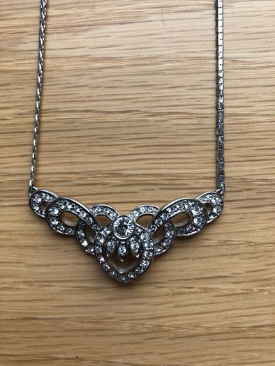 Necklace diamante