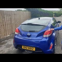 Hyundai Veloster 2012
