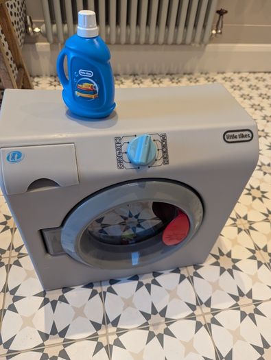 Kids washing machine - partly faulty