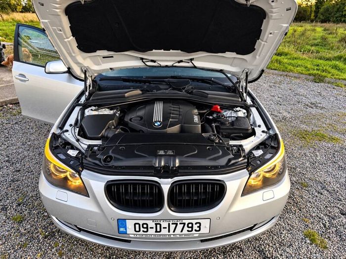 BMW 5-Series 2009