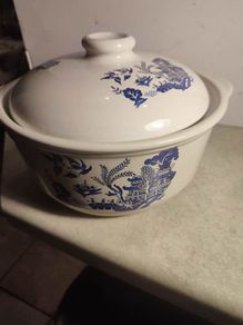 Blue Willow lidded casserole Dish  Blue willow china Willow Ware Blue Willow Pantry Collection Heritage
