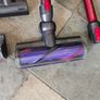 Dyson V10 total clean Image 3
