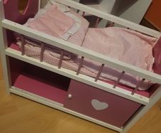Dolls cot