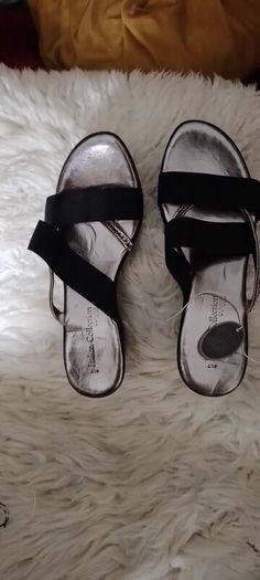glamourous sandals size 41. And 42