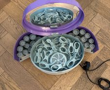 Heated curlers with nails drying