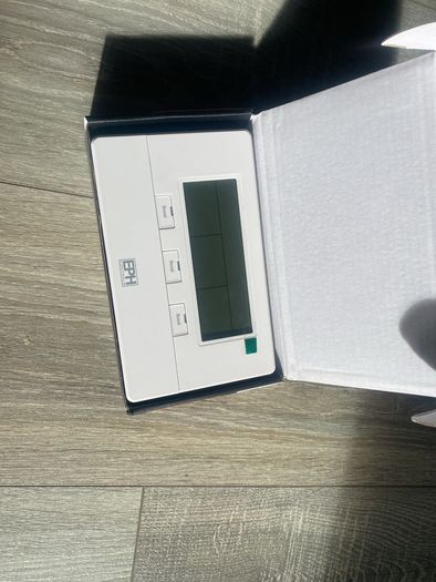EPH R37 Central heating controller - new