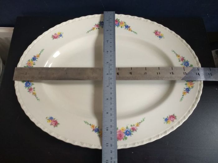 Fabulous 1930/30's Myott, Staffordshire, Large Platter in a Pretty Floral Pattern, Very Shabby Chic!
